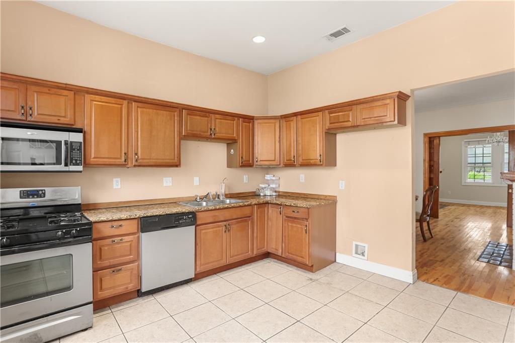 2031 General Taylor Street, New Orleans, Louisiana image 8