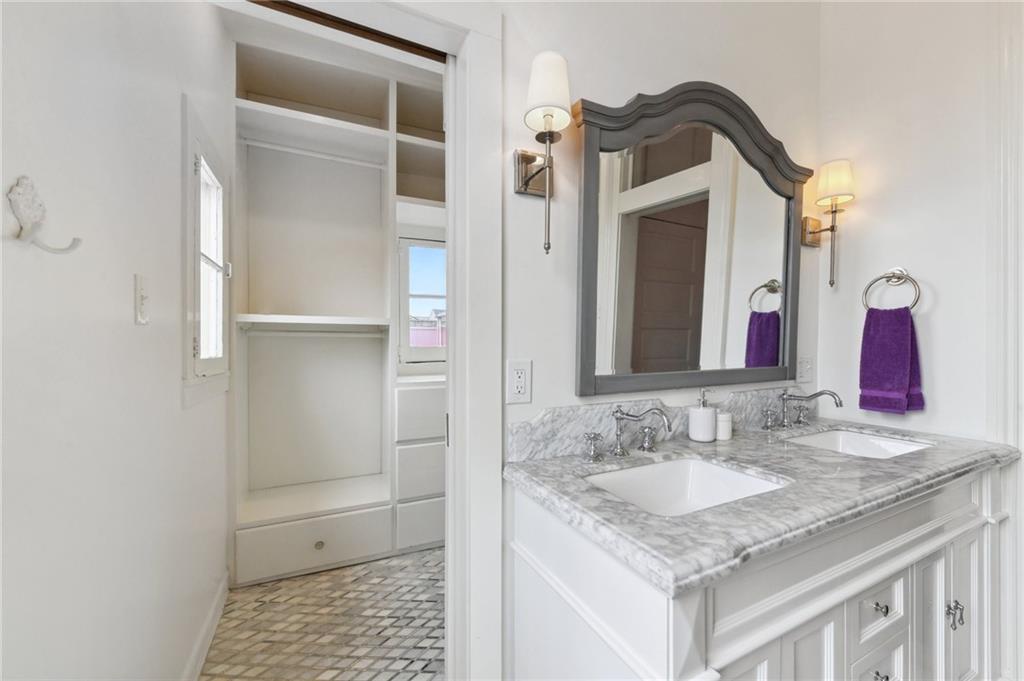 820 Saint Ann Street #B, New Orleans, Louisiana image 26