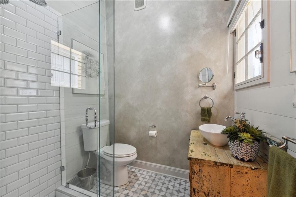 820 Saint Ann Street #B, New Orleans, Louisiana image 32