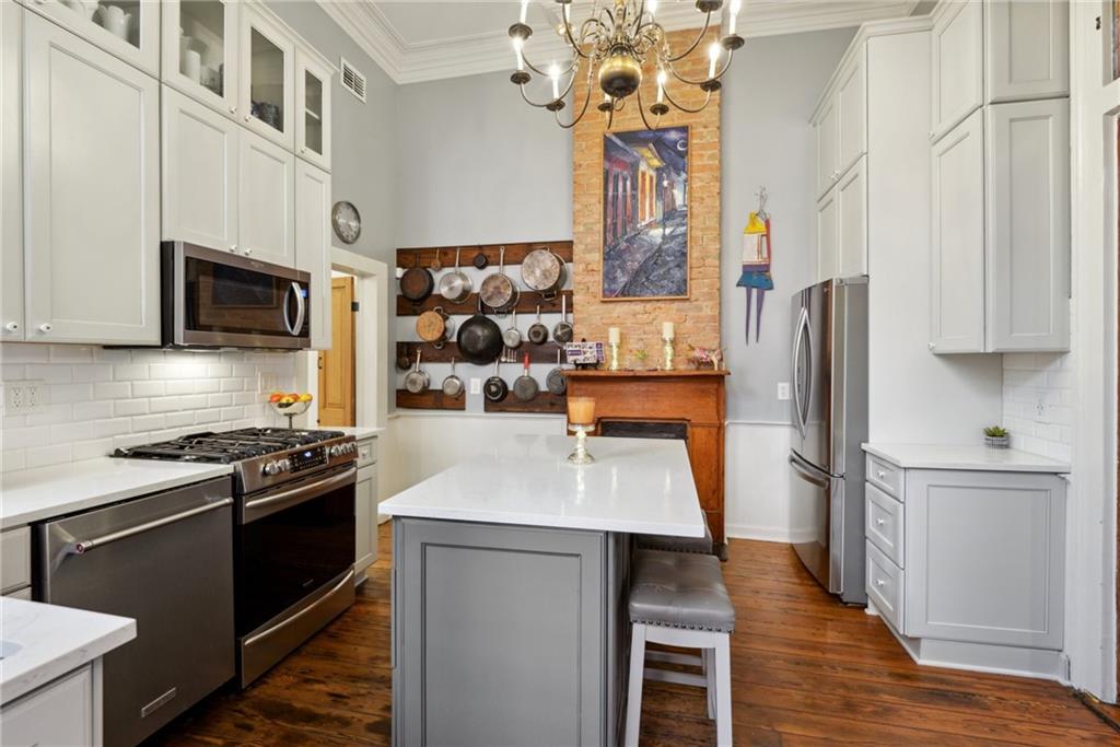 820 Saint Ann Street #B, New Orleans, Louisiana image 7