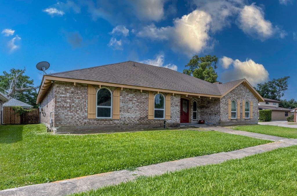 3701 Red Cypress Drive, New Orleans, Louisiana image 2