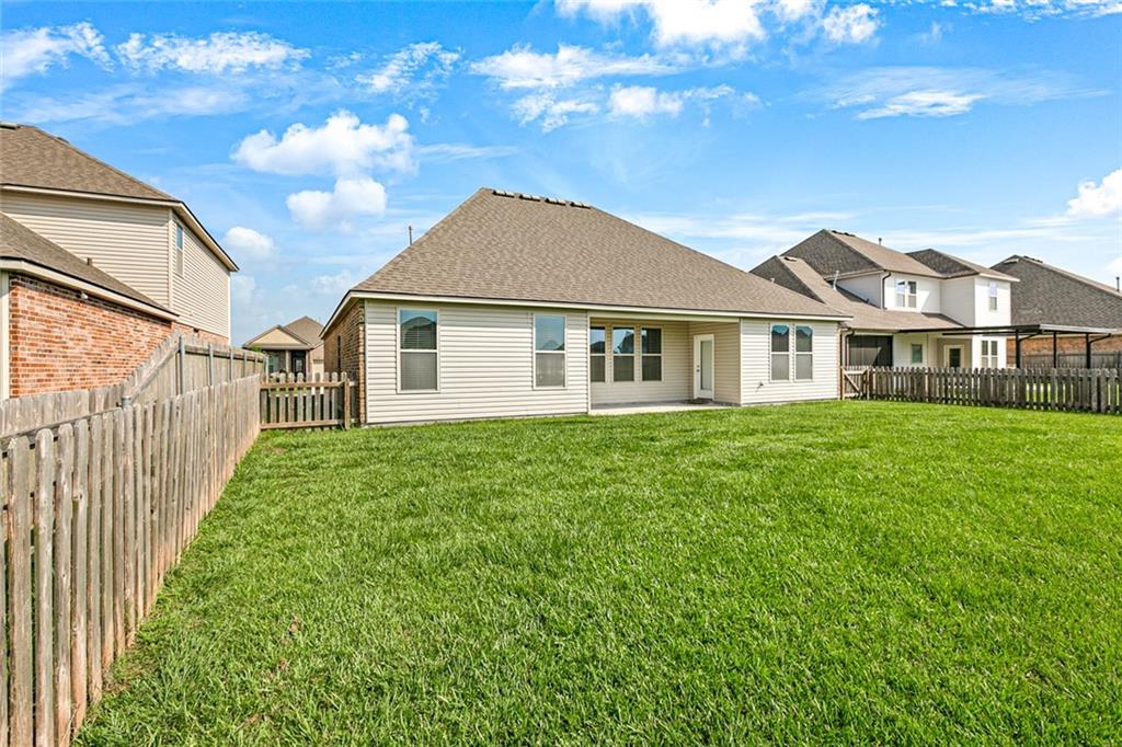 728 Lakeshore Village Drive, Slidell, Louisiana image 15
