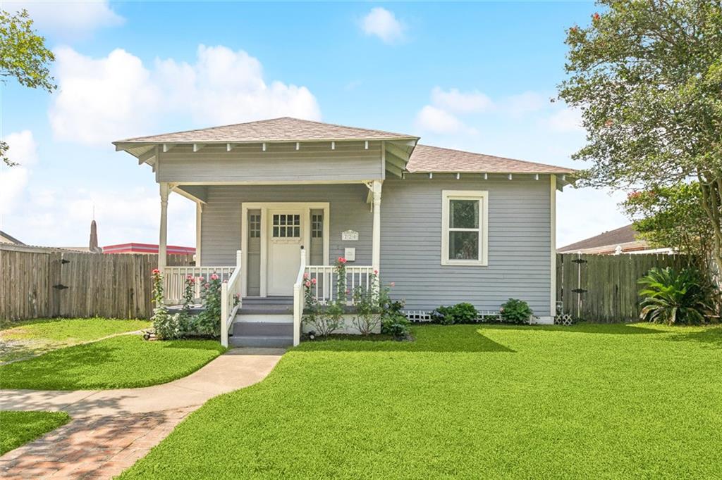 220 Moss Lane, River Ridge, Louisiana image 1