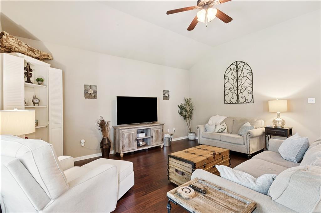 724 Fairfield Loop, Slidell, Louisiana image 5