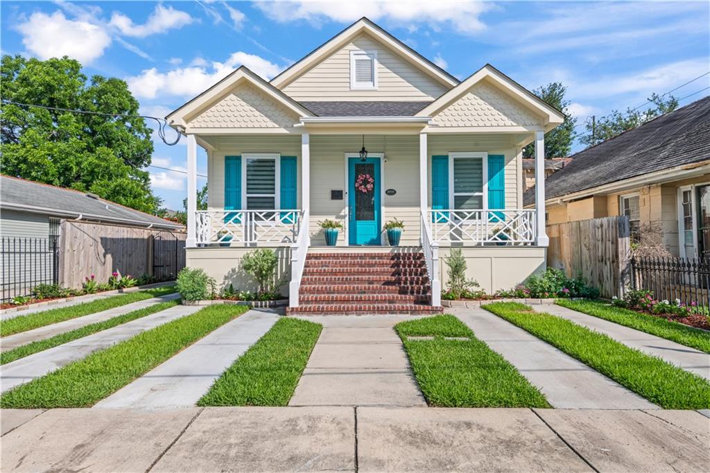2828 Mistletoe Street, New Orleans, Louisiana image 1
