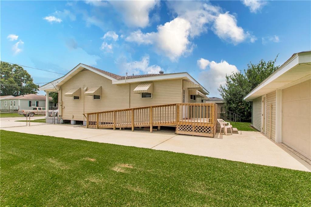 2904 Lloyds Avenue, Chalmette, Louisiana image 9