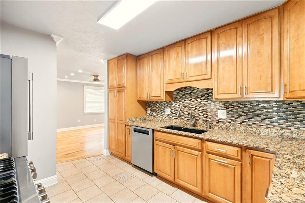 1900 Woods Drive, Metairie, Louisiana image 11