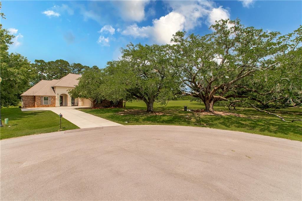 429 Katie Court, Madisonville, Louisiana image 2
