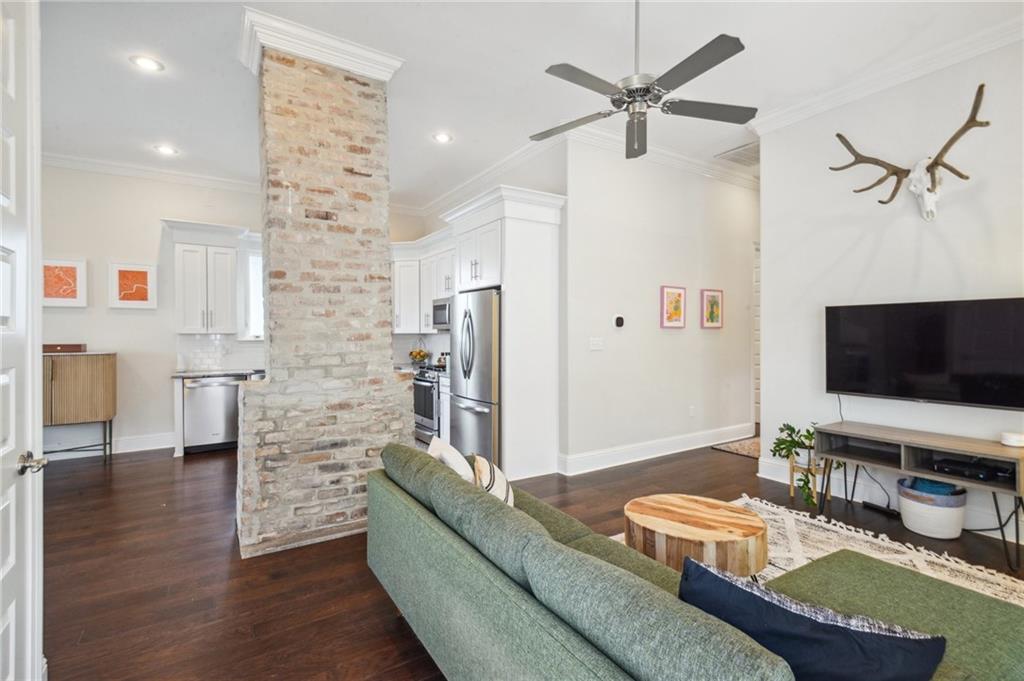 8236 S Claiborne Avenue, New Orleans, Louisiana image 11