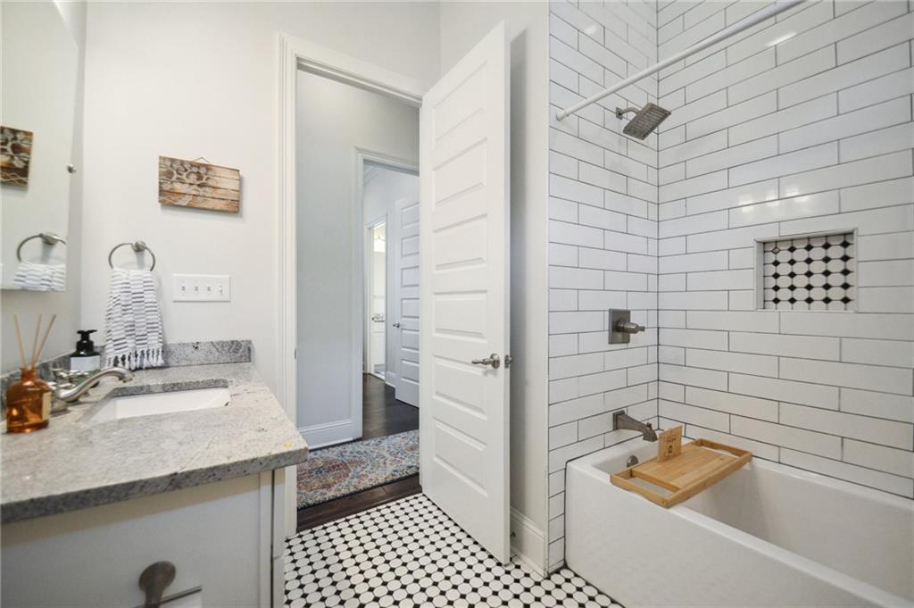 8236 S Claiborne Avenue, New Orleans, Louisiana image 14