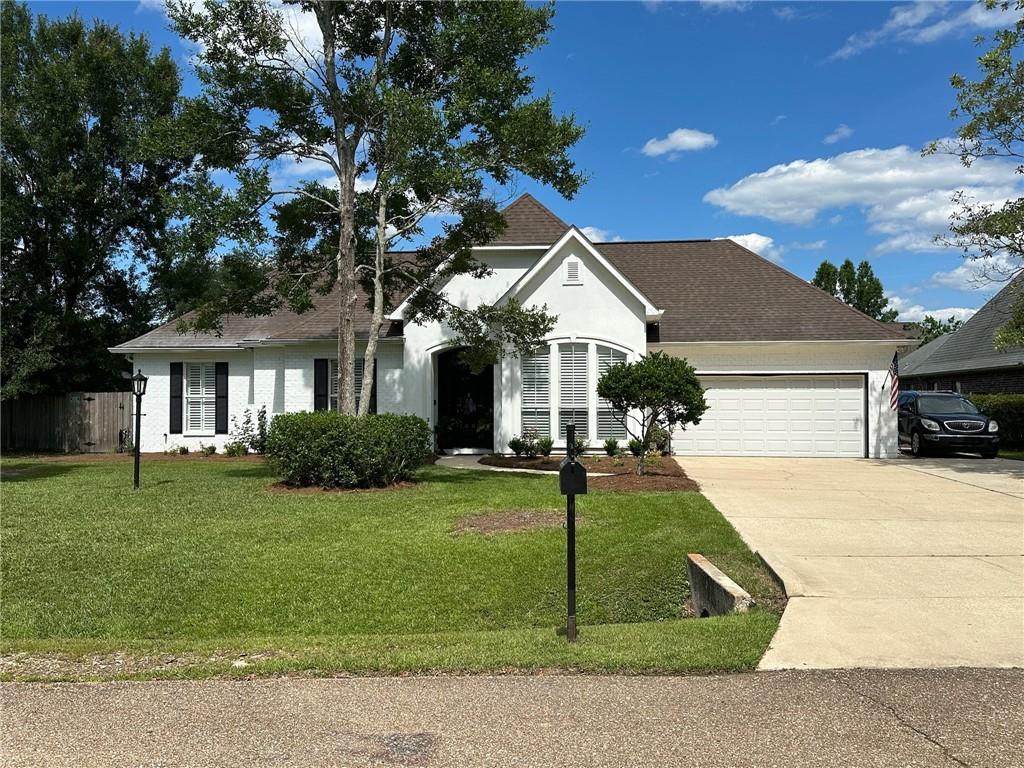 1007 River Court, Mandeville, Louisiana image 1