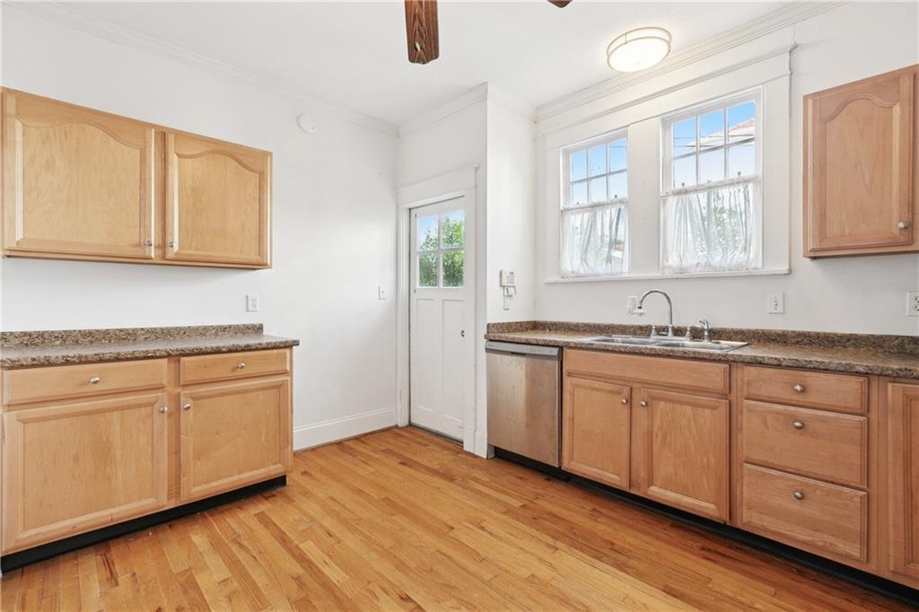 5524 S Galvez Street, New Orleans, Louisiana image 12