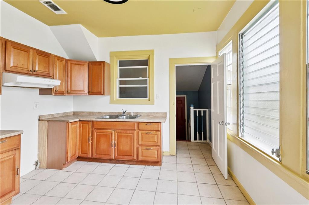 3717 S Johnson Street, New Orleans, Louisiana image 19