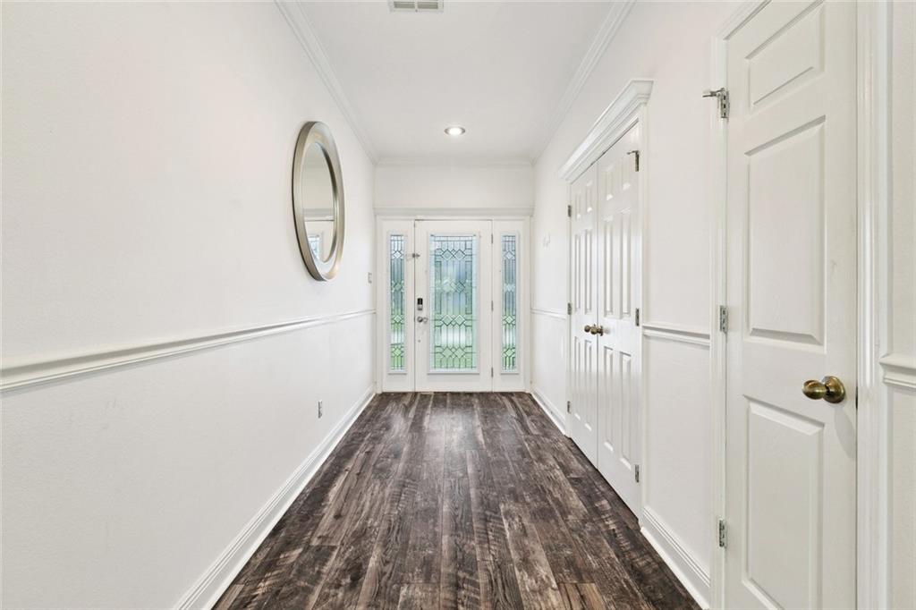 140 E Lakeview Drive, La Place, Louisiana image 3
