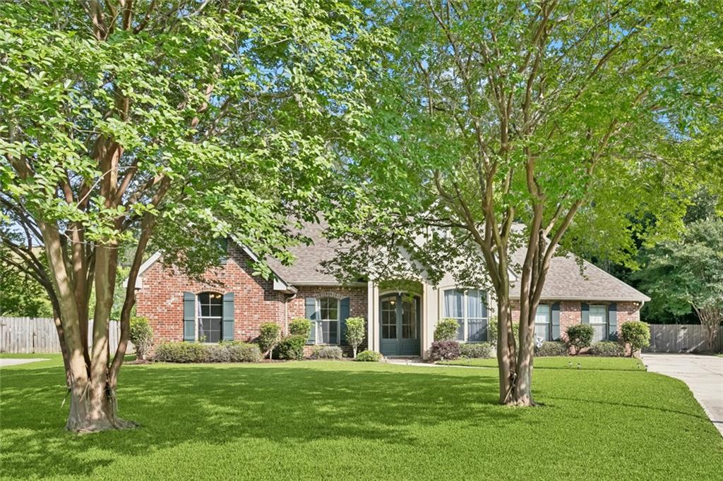 1061 Tallow Tree Drive, Mandeville, Louisiana image 3