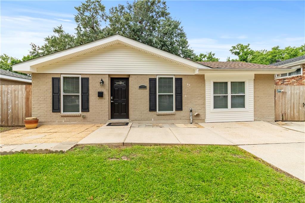 3745 E Loyola Drive, Kenner, Louisiana image 1