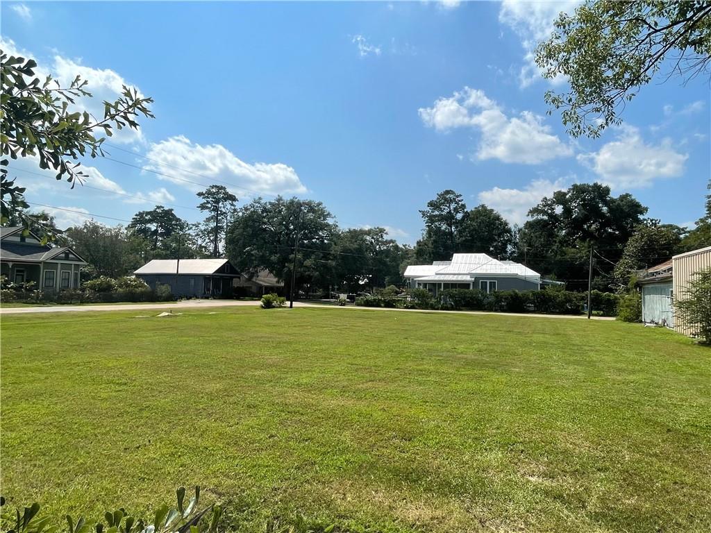 542 W 24th Avenue, Covington, Louisiana image 1