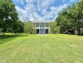 110 Mulberry Avenue, Mandeville, Louisiana image 2