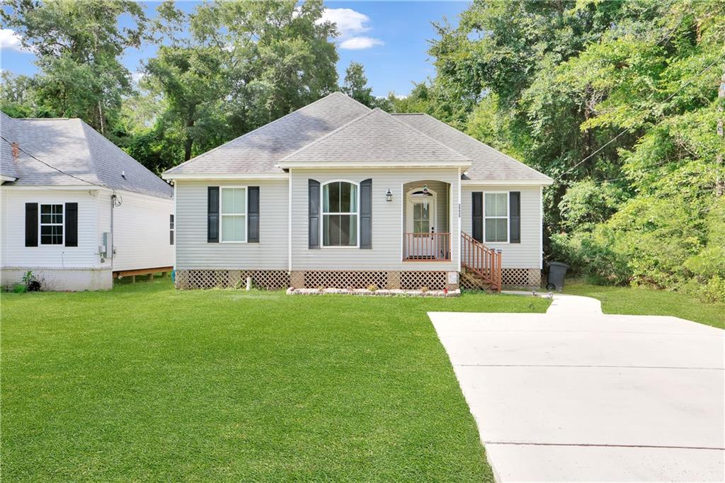 28628 Violet Street, Lacombe, Louisiana image 2