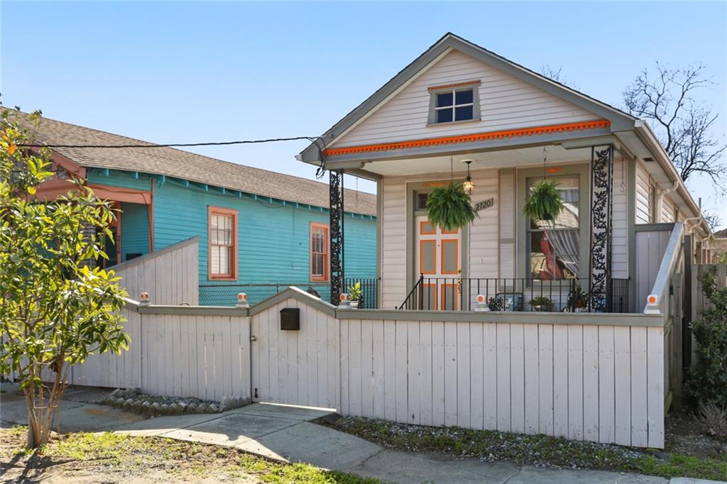 2720 New Orleans Street, New Orleans, Louisiana image 2