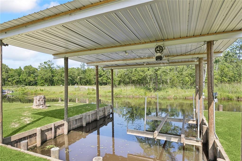 20240 Fairway Drive, Springfield, Louisiana image 20