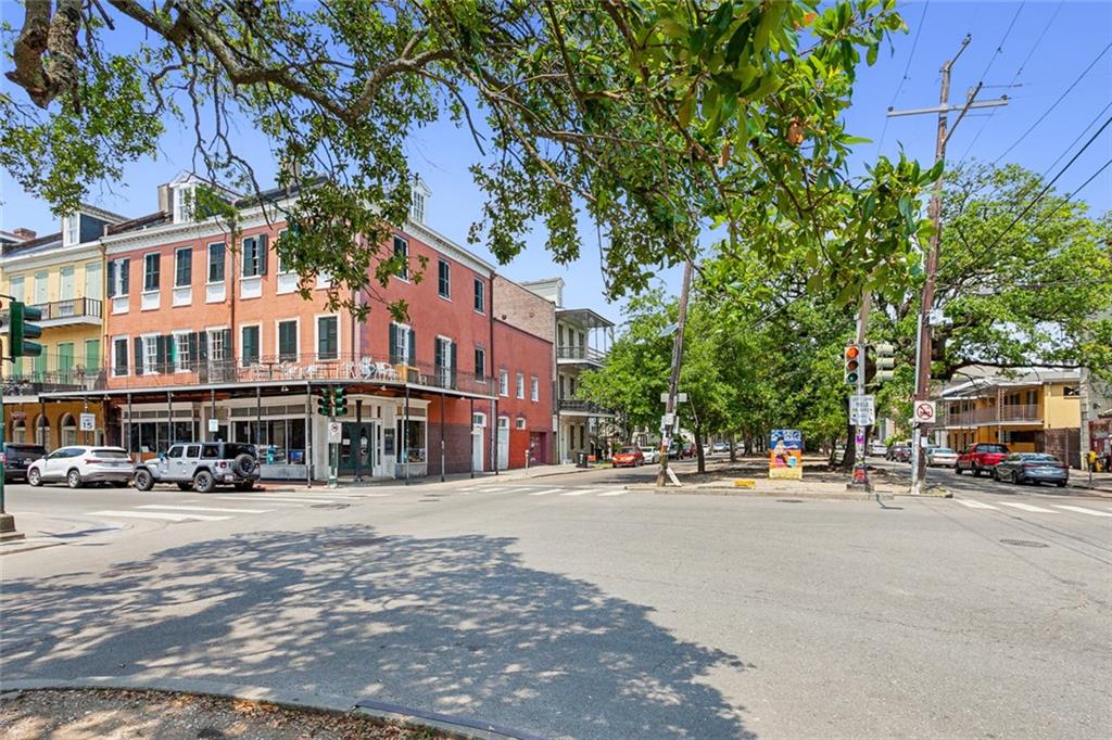 427 Esplanade Avenue #102, New Orleans, Louisiana image 32