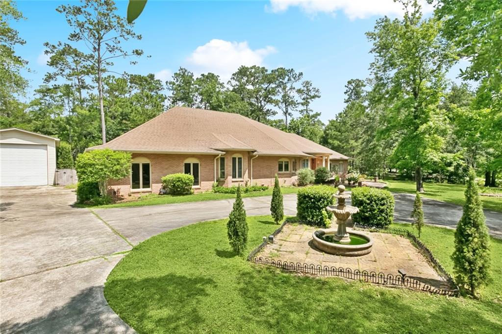 704 Ashland Drive, Pearl River, Louisiana image 2