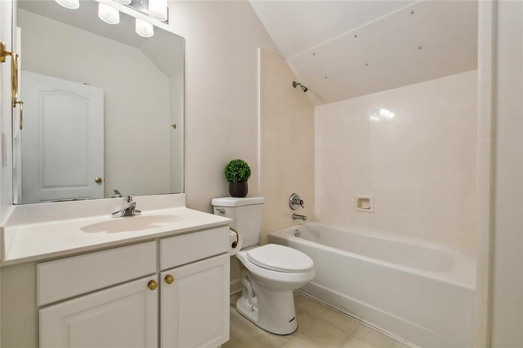 1715 Demosthenes Street, Metairie, Louisiana image 27