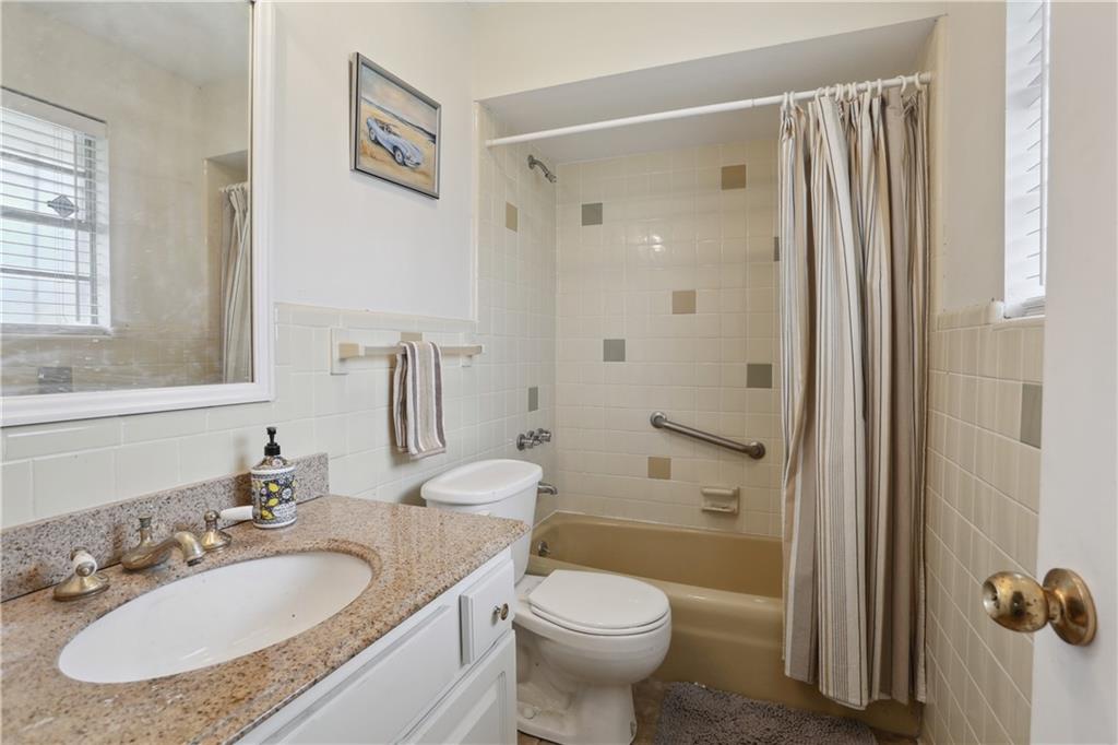 4811 Perelli Drive, New Orleans, Louisiana image 12