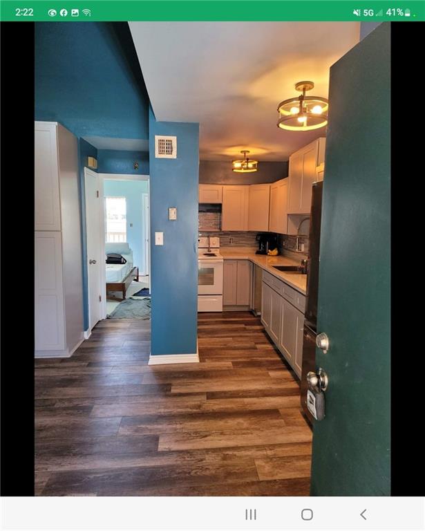 2330 Edenborn Avenue #305, Metairie, Louisiana image 2