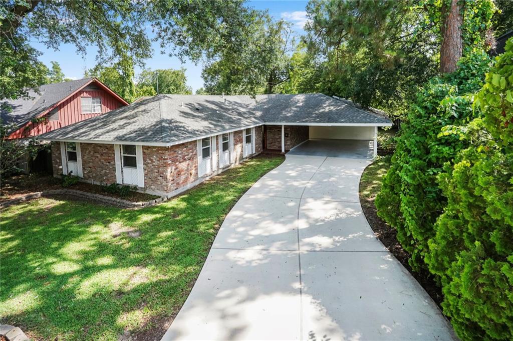 9509 Robin Lane, River Ridge, Louisiana image 1
