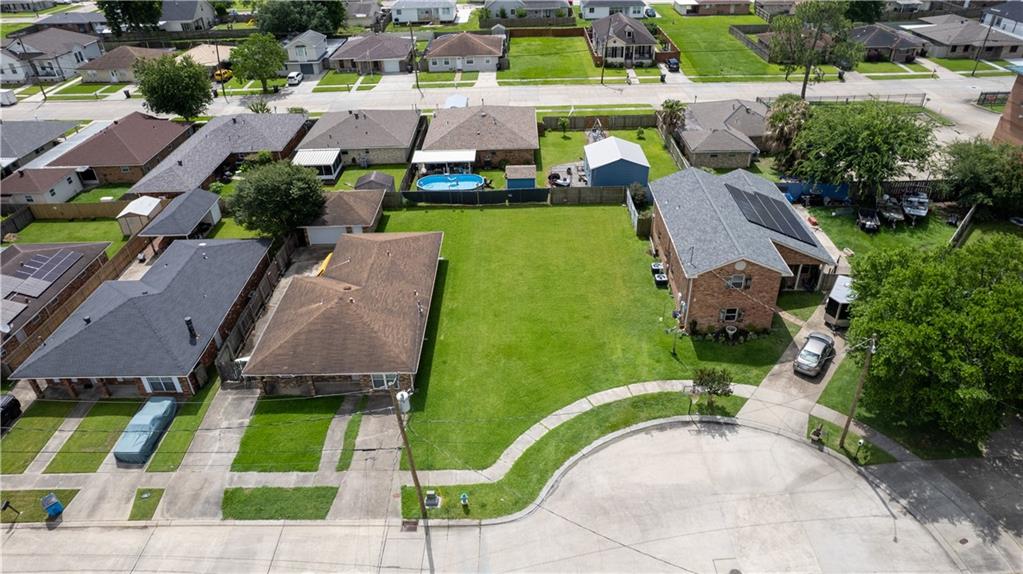 3301 Charles Court, Chalmette, Louisiana image 2