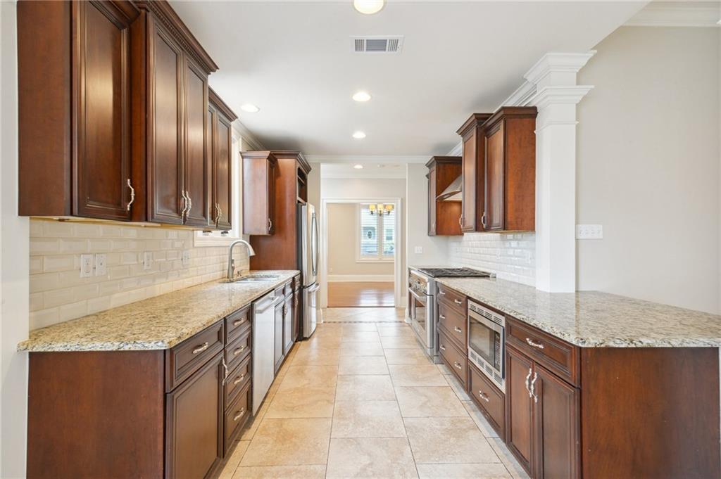 404 Atherton Drive, Metairie, Louisiana image 8