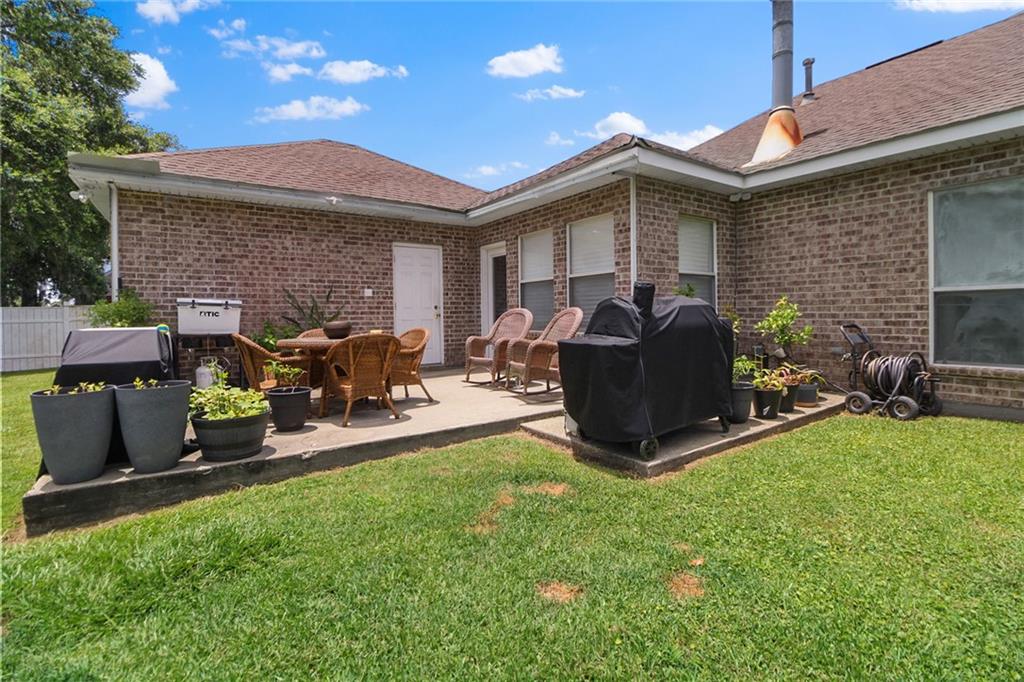 135 Maud Olive Drive, Belle Chasse, Louisiana image 5
