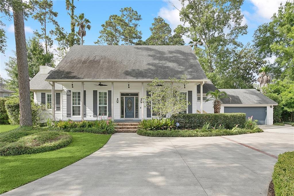 660 Beau Chene Drive, Mandeville, Louisiana image 1