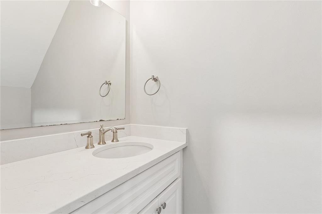 660 Beau Chene Drive, Mandeville, Louisiana image 21