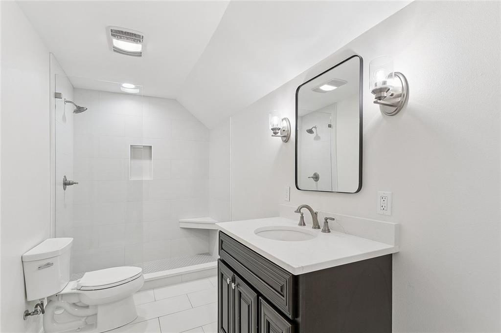 660 Beau Chene Drive, Mandeville, Louisiana image 23