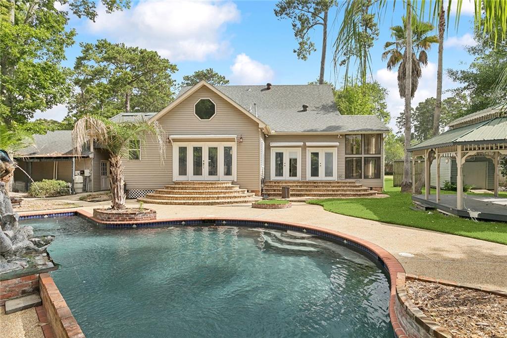 660 Beau Chene Drive, Mandeville, Louisiana image 32