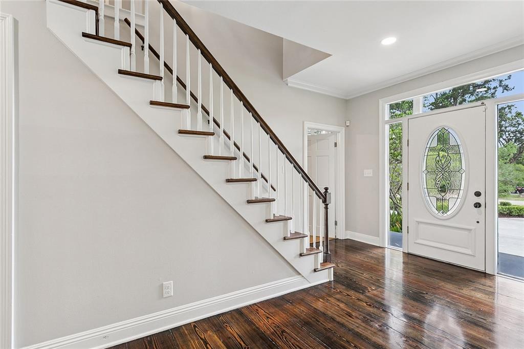 660 Beau Chene Drive, Mandeville, Louisiana image 4