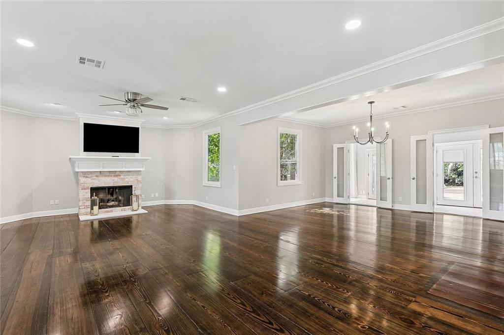 660 Beau Chene Drive, Mandeville, Louisiana image 6