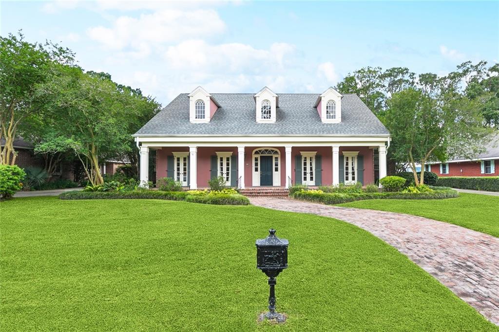 9816 Elm Place, River Ridge, Louisiana image 1