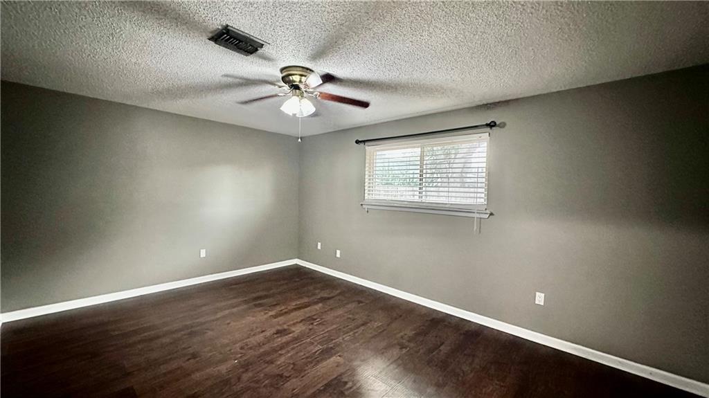 1813 Green Oak Drive, Gretna, Louisiana image 10