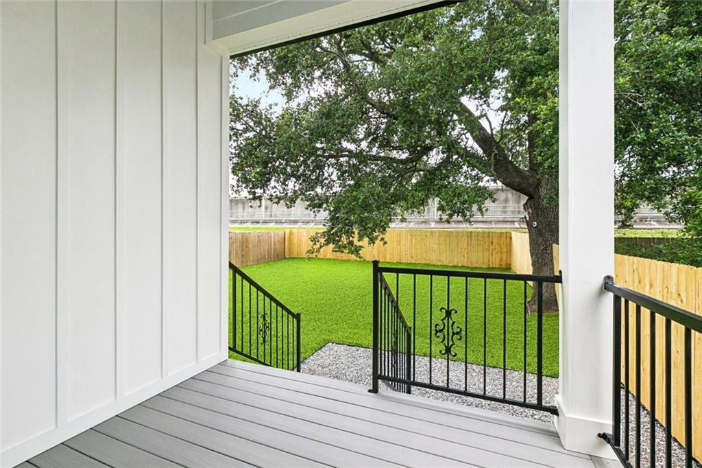 5516 Warrington Drive, New Orleans, Louisiana image 16