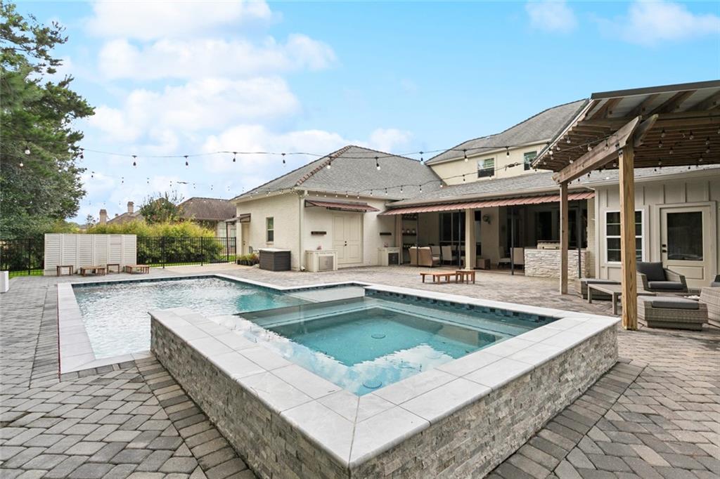 331 Memphis Trace, Covington, Louisiana image 2