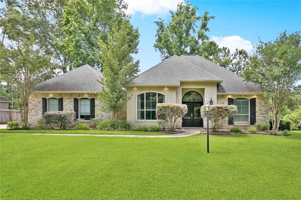 319 Missionary Court, Madisonville, Louisiana image 1
