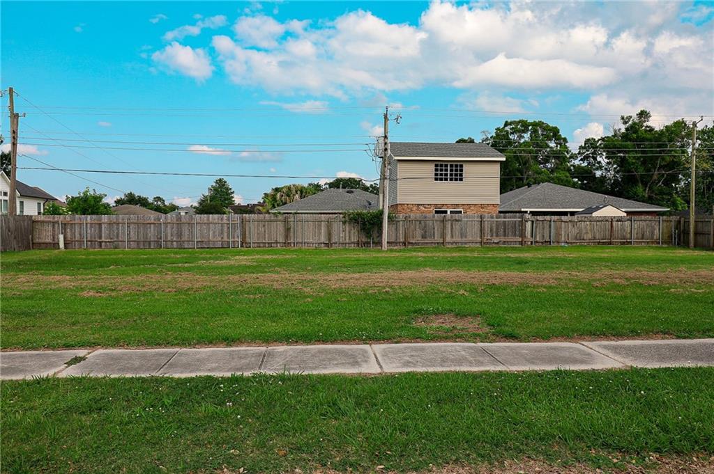 3009 Veronica Drive, Chalmette, Louisiana image 12