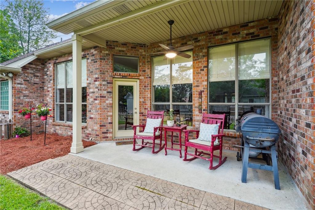 2637 Bluff Court, Mandeville, Louisiana image 17