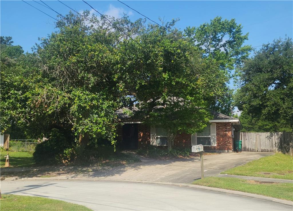 105 Parkbrook Circle, Slidell, Louisiana image 1