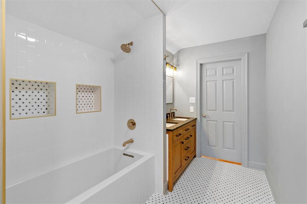 2801 Lakeshore Drive, Mandeville, Louisiana image 23