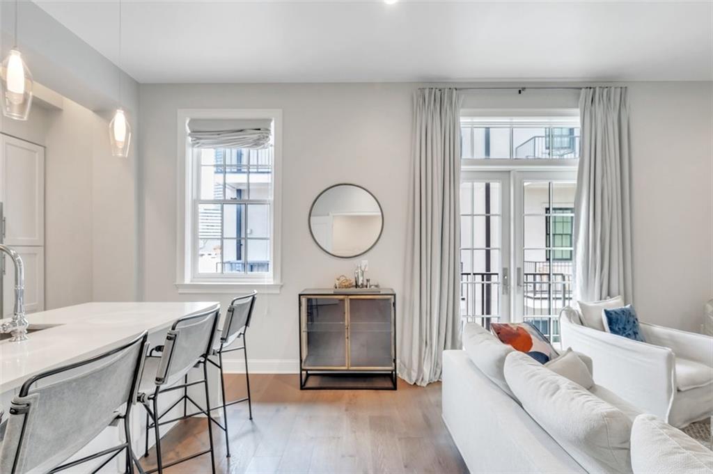 731 St Charles Avenue #304, New Orleans, Louisiana image 10